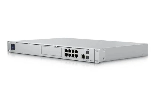 Ubiquiti UDM-SE wireless network controllers